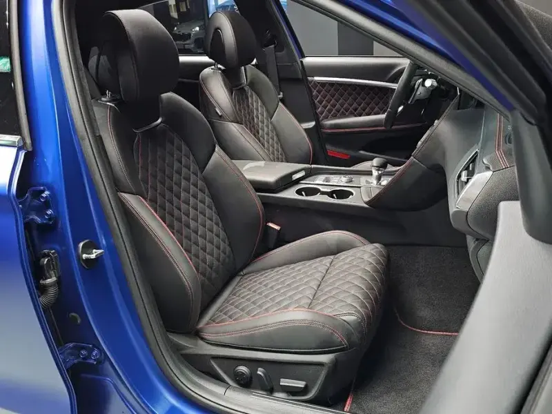 2025 Genesis G70 с пробегом 14 910 км
