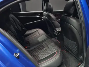 2025 Genesis G70 с пробегом 14 910 км