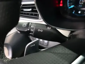 2023 Genesis G70 с пробегом 24 970 км