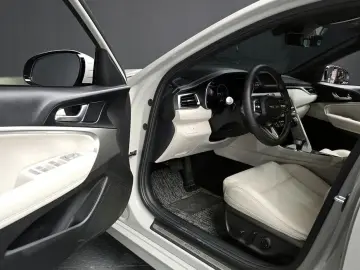 2024 Genesis G70 с пробегом 20 209 км
