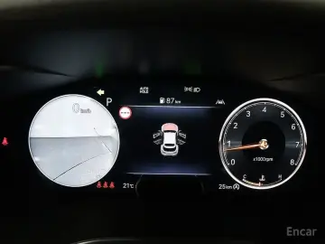 2025 Genesis G70 с пробегом 25 км