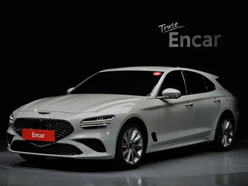 2024 Genesis G70 с пробегом 27 911 км