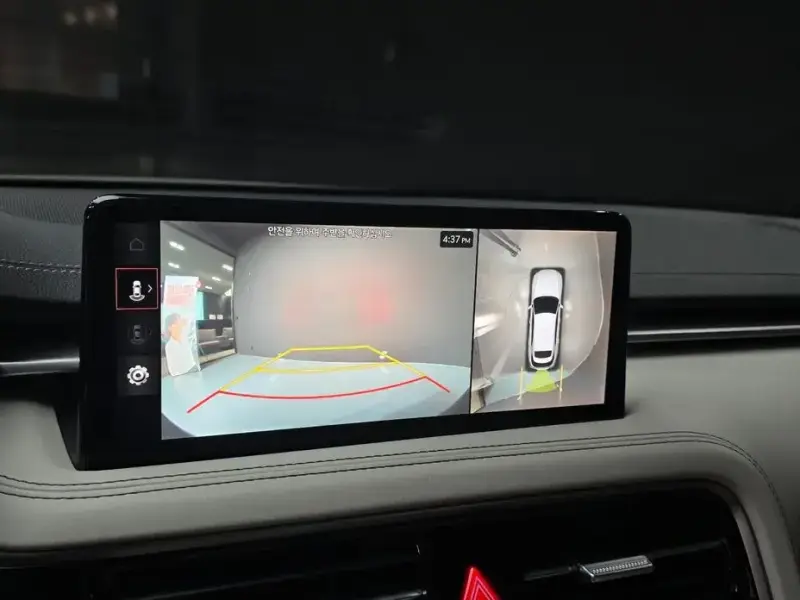 2024 Genesis G70 с пробегом 27 911 км