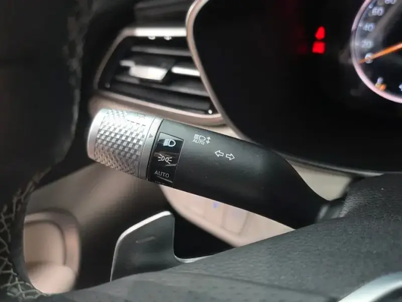 2024 Genesis G70 с пробегом 27 911 км