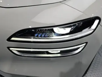 2024 Genesis G70 с пробегом 27 911 км
