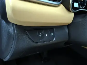 2022 Genesis G70 с пробегом 25 299 км