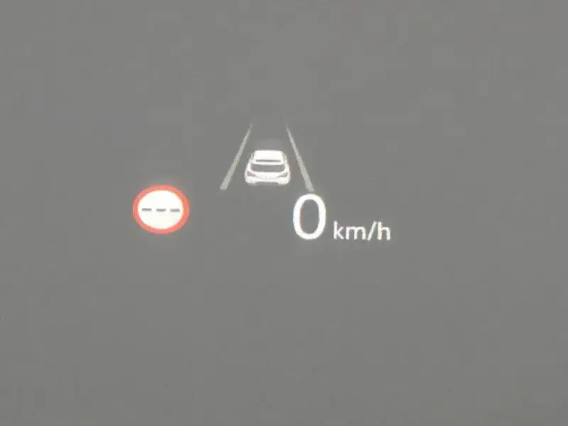 2023 Genesis G70 с пробегом 49 296 км