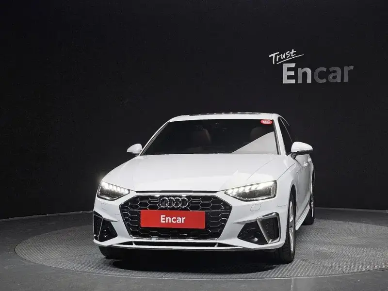 2022 Audi A4 с пробегом 34 944 км