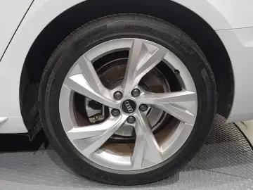 2022 Audi A4 с пробегом 34 944 км