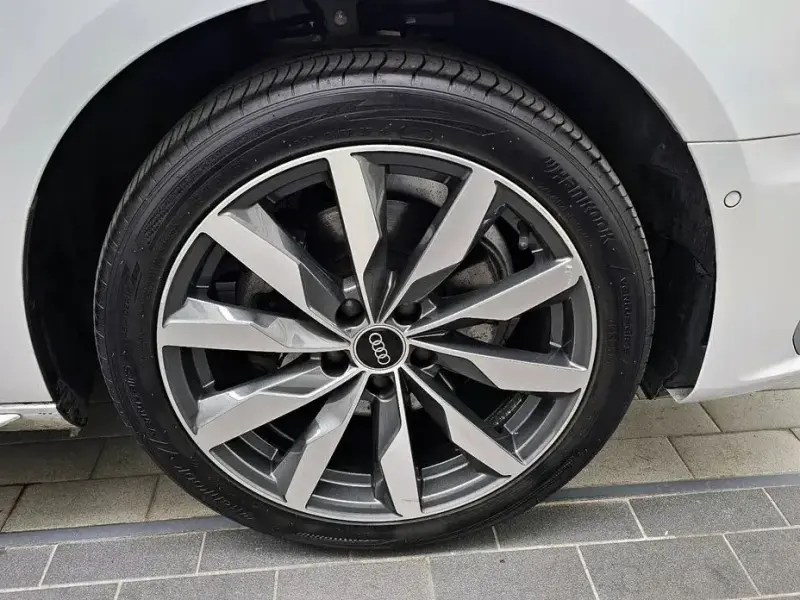 2022 Audi A4 с пробегом 40 780 км