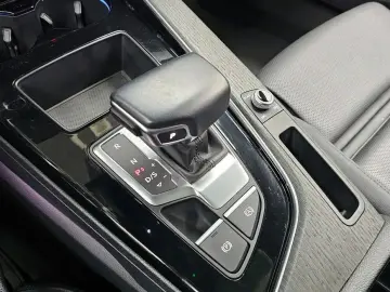 2022 Audi A4 с пробегом 40 780 км