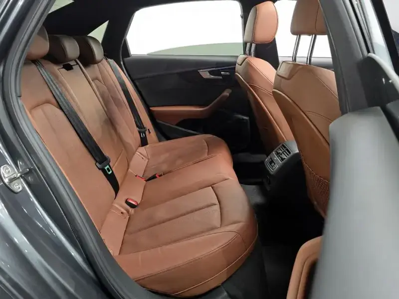 2021 Audi A4 с пробегом 38 803 км