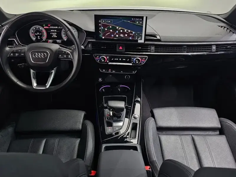 2021 Audi A4 с пробегом 34 497 км