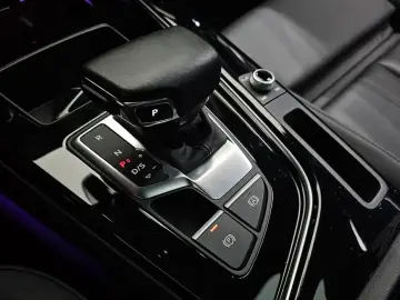 2021 Audi A4 с пробегом 34 497 км