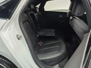 2021 Audi A4 с пробегом 34 497 км