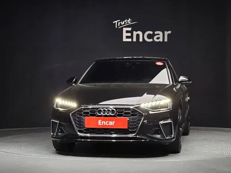 2021 Audi A4 с пробегом 45 646 км