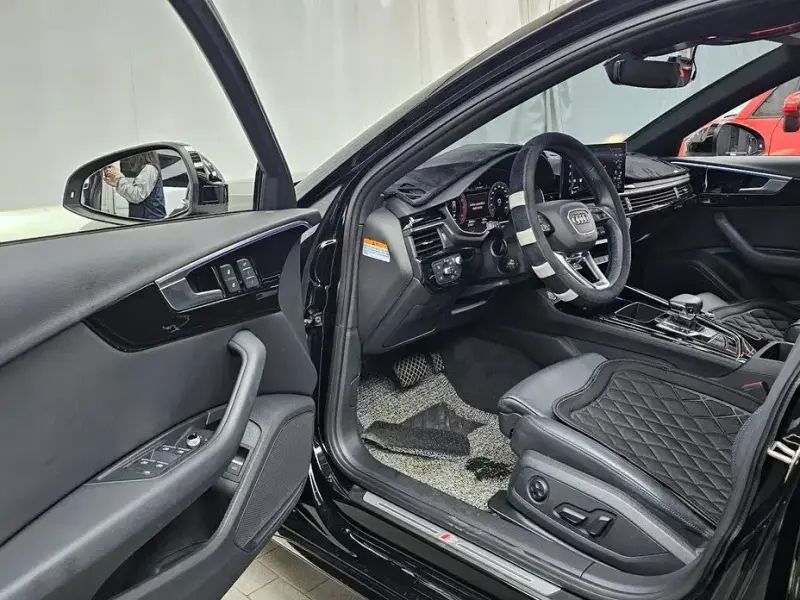 2021 Audi A4 с пробегом 45 646 км