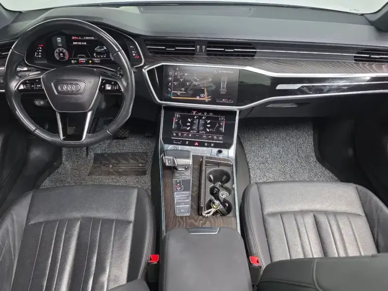 2020 Audi A6 с пробегом 189 659 км