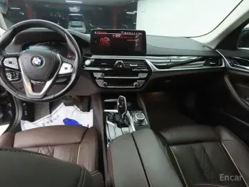 2022 BMW 5 серии с пробегом 44 435 км