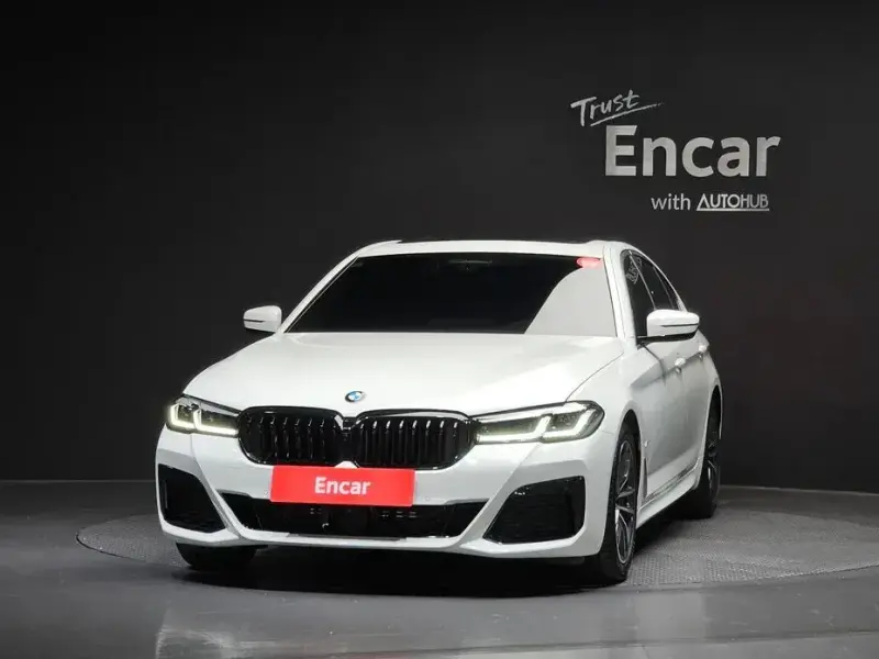 2022 BMW 5 серии с пробегом 29 570 км