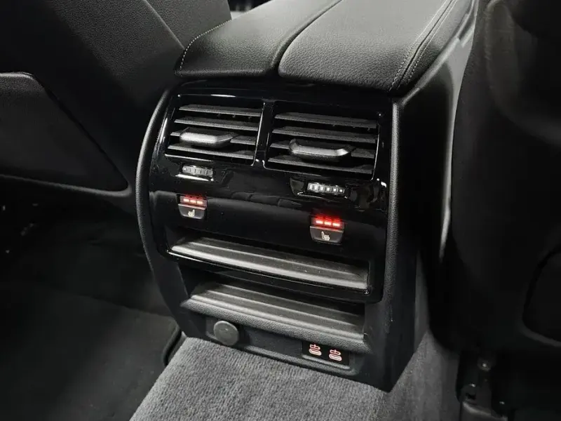 2022 BMW 5 серии с пробегом 29 570 км