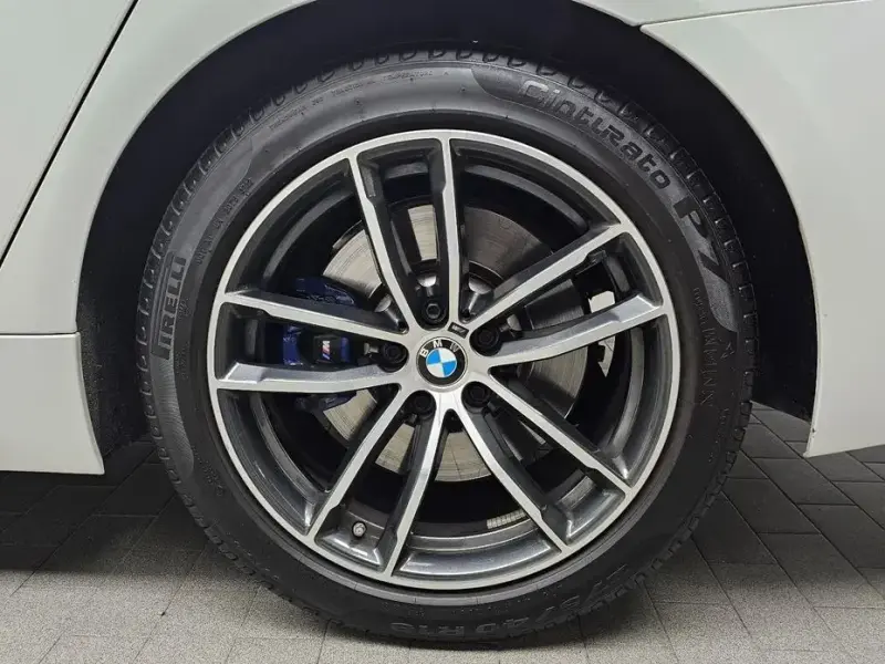 2022 BMW 5 серии с пробегом 29 570 км