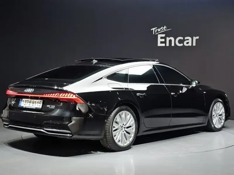 2021 Audi A7 с пробегом 64 063 км