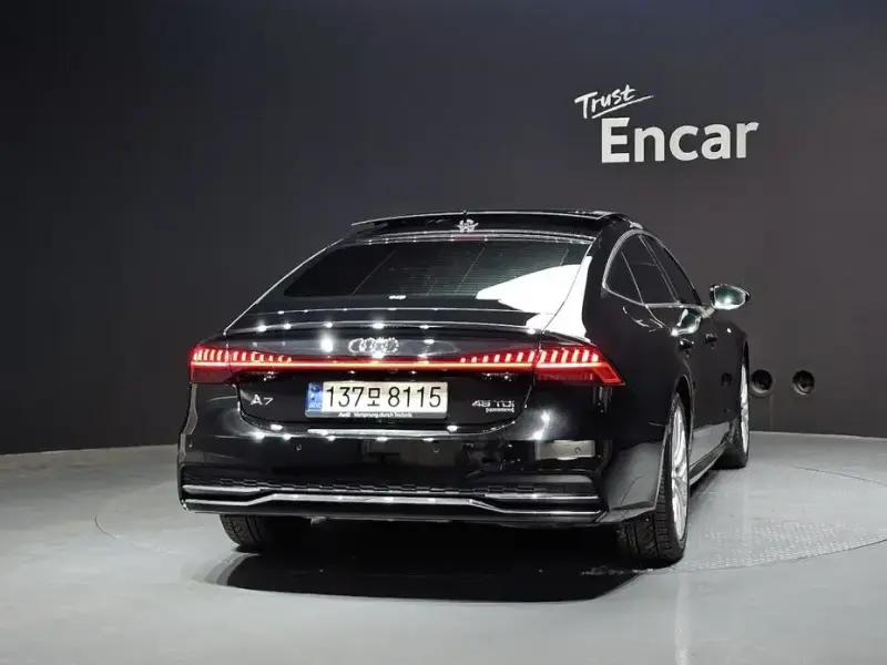 2021 Audi A7 с пробегом 64 063 км