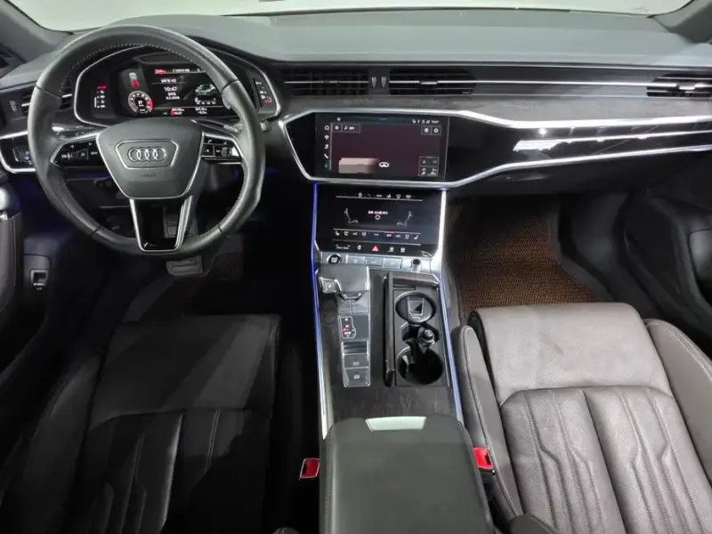 2021 Audi A7 с пробегом 49 130 км