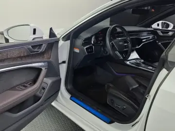 2021 Audi A7 с пробегом 49 130 км