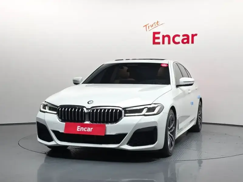 2022 BMW 5 серии с пробегом 75 067 км