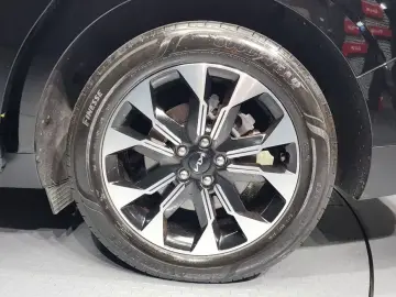 2022 Kia Carnival с пробегом 109 917 км