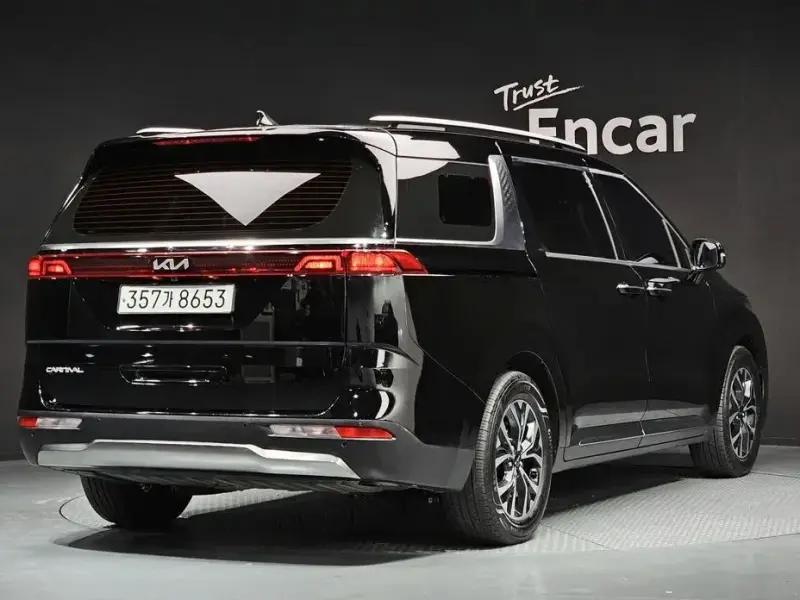 2022 Kia Carnival с пробегом 96 681 км