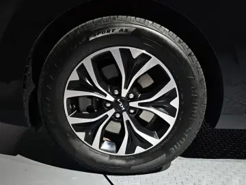 2022 Kia Carnival с пробегом 96 681 км
