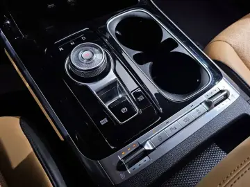 2022 Kia Carnival с пробегом 96 681 км