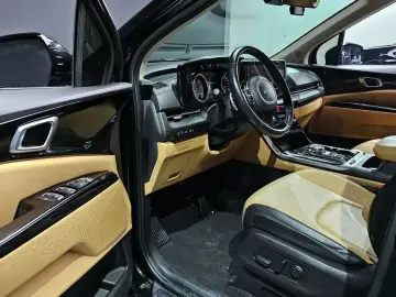 2022 Kia Carnival с пробегом 96 681 км