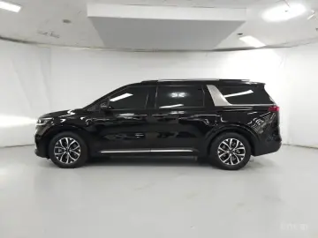 2022 Kia Carnival с пробегом 106 277 км