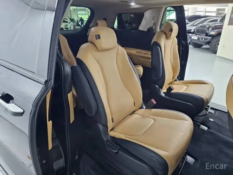 2022 Kia Carnival с пробегом 106 277 км