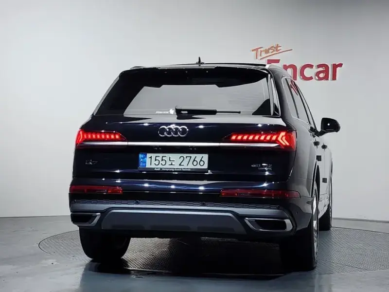 2021 Audi Q7 с пробегом 97 704 км