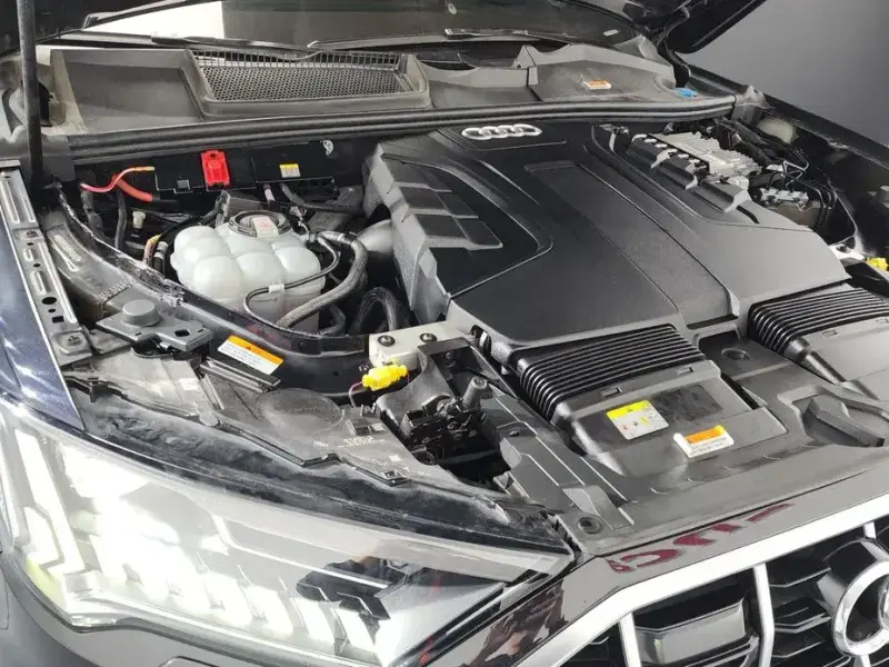 2021 Audi Q7 с пробегом 97 704 км
