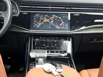 2023 Audi Q7 с пробегом 26 384 км