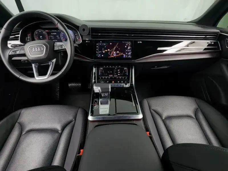 2023 Audi Q7 с пробегом 66 056 км