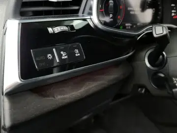 2023 Audi Q7 с пробегом 66 056 км