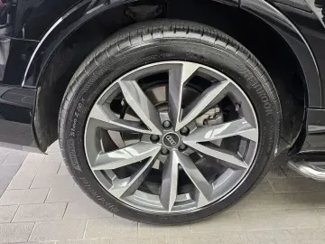 2023 Audi Q7 с пробегом 47 732 км