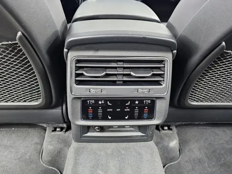 2023 Audi Q7 с пробегом 47 732 км