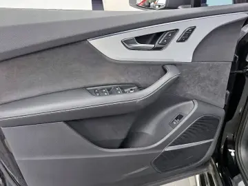 2023 Audi Q7 с пробегом 47 732 км