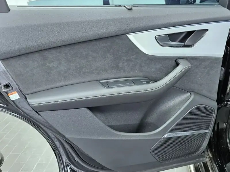 2023 Audi Q7 с пробегом 47 732 км
