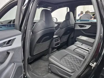 2023 Audi Q7 с пробегом 47 732 км