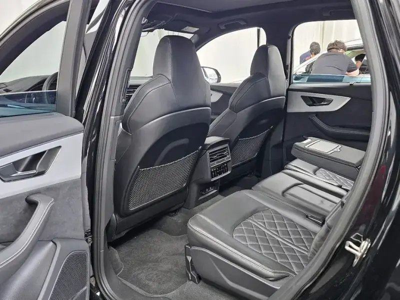 2023 Audi Q7 с пробегом 47 732 км