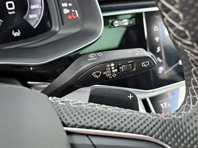 2023 Audi Q7 с пробегом 47 732 км